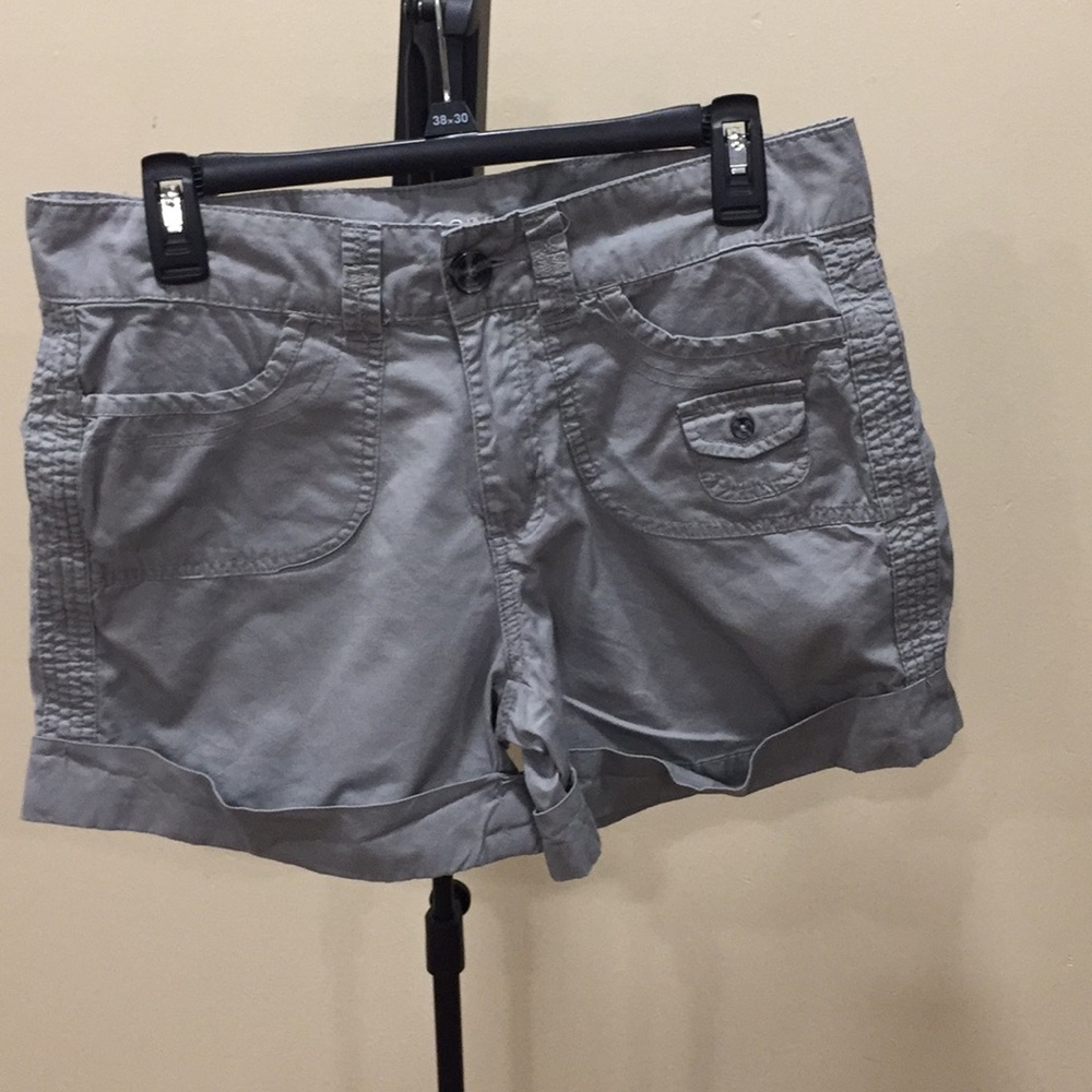 Women’s Massini gray shorts